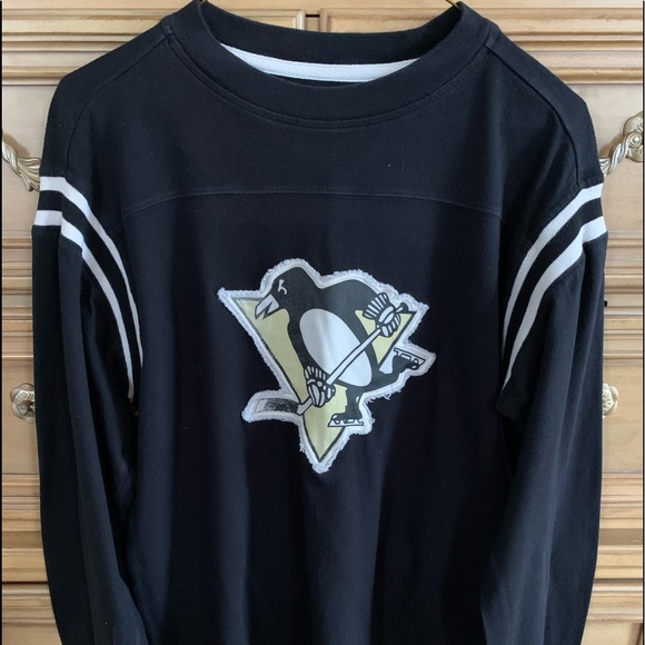 Retro Sport by Reebok Other - Men’s Pittsburgh Penguins Black Shirt Size M